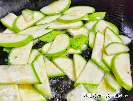 角瓜黑心可以吃吗,揭秘能否安全食用之谜