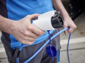 新能源吃瓜事件,吃瓜群众揭秘行业幕后真相