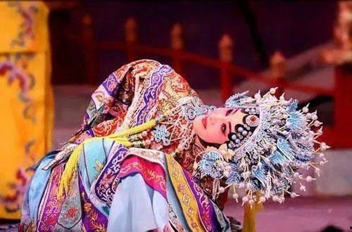 京剧吃瓜比赛视频,传统艺术与现代趣味碰撞瞬间